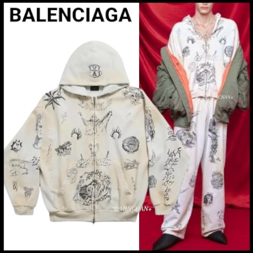 BALENCIAGA  |Men's Tat Zip-up Hoodie Medium Fit in Off White/black