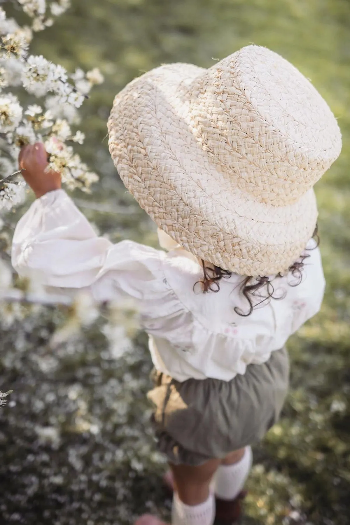 Childrens Raffia Tie Hat