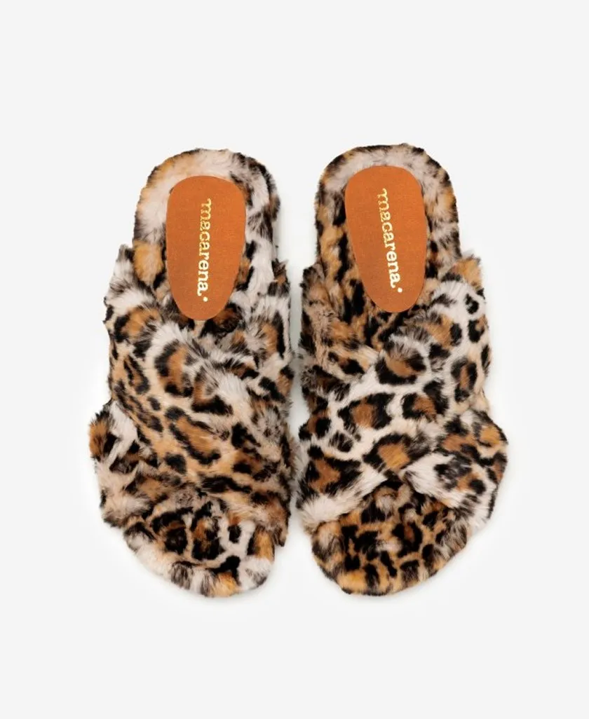 Leopard print sneakers Macarena Lara 6