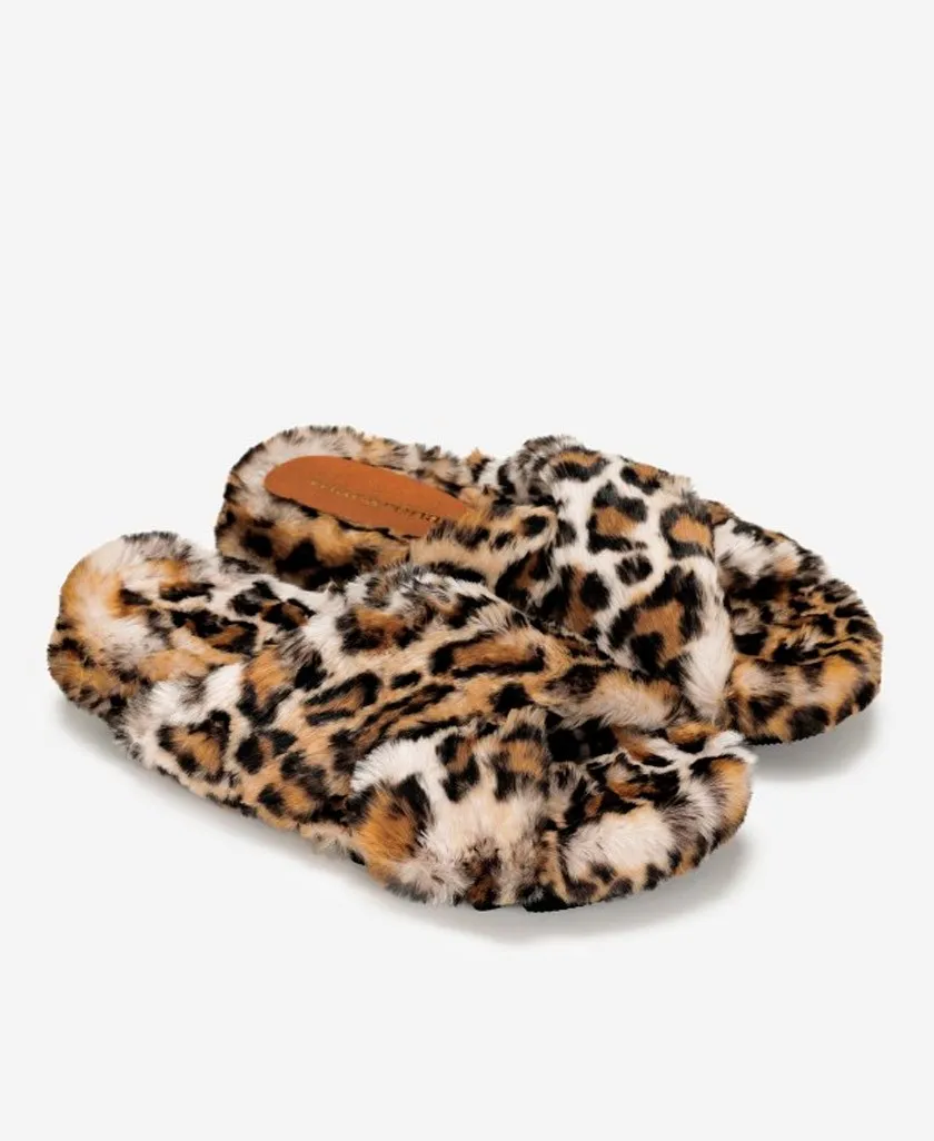 Leopard print sneakers Macarena Lara 6